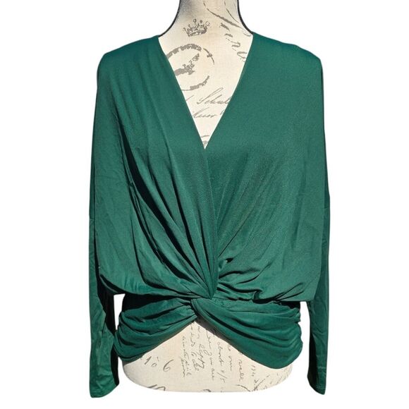 Susana Monaco -1717 NWT Long Sleeve Twist Dolman Top in Sycamore Dark Green M - Picture 1 of 11